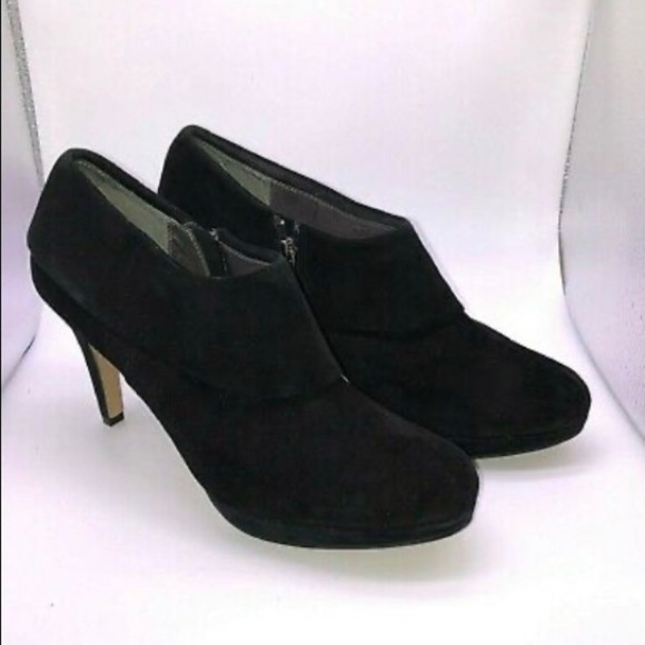 𝅺adrienne Vittadini Black Suede High Heel Shoes. - Picture 1 of 6